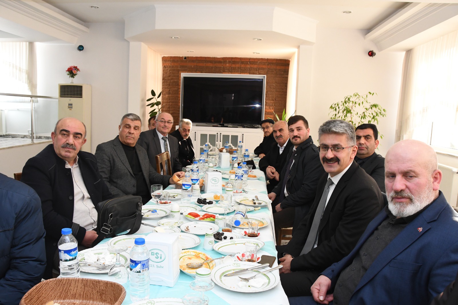 MHP’li Taşdoğan: 6’lı masa teröre teslimiyet vadediyor  4