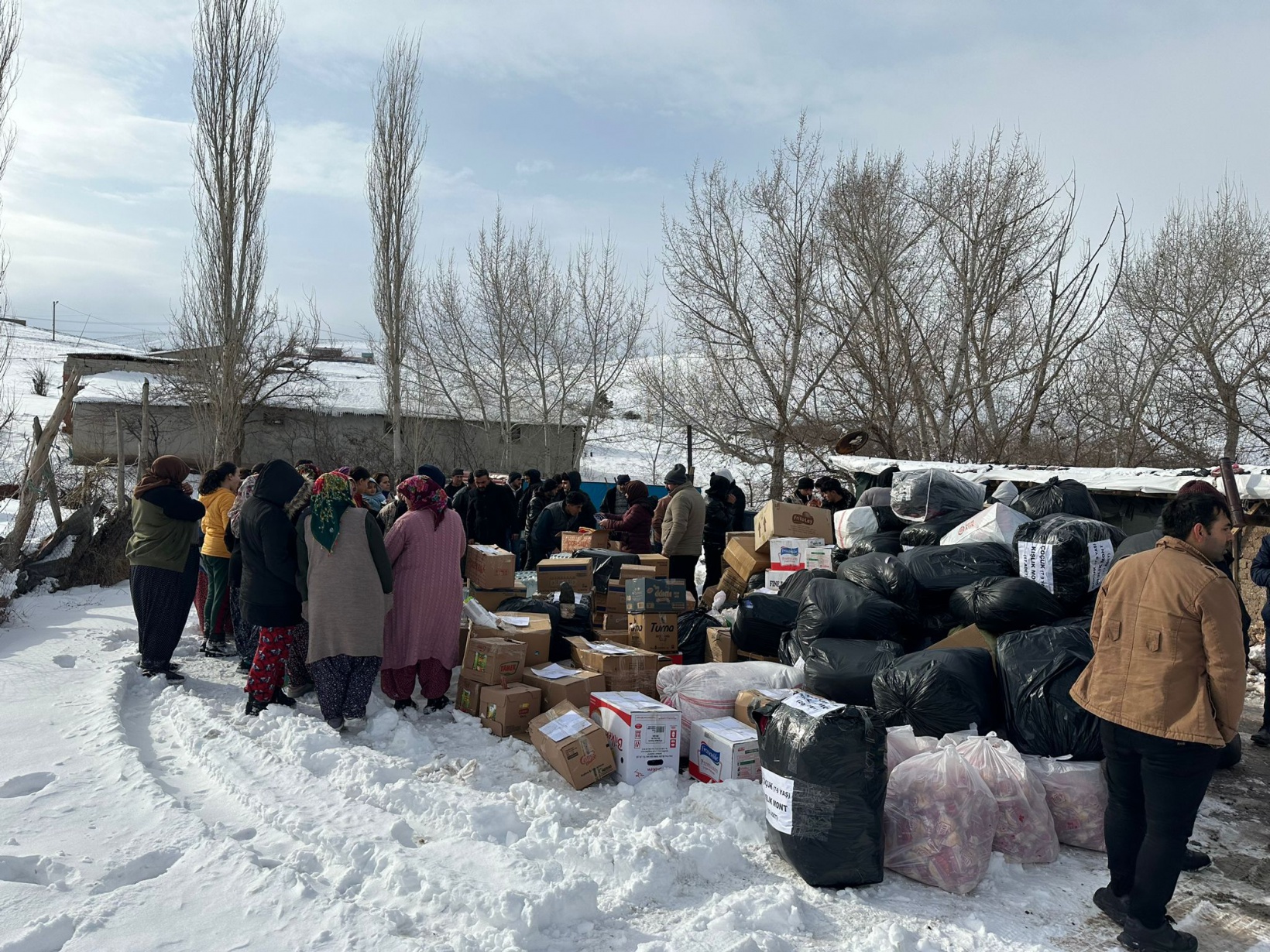 Gümüşhane ekibi Elbistan'ın köylerinde 4