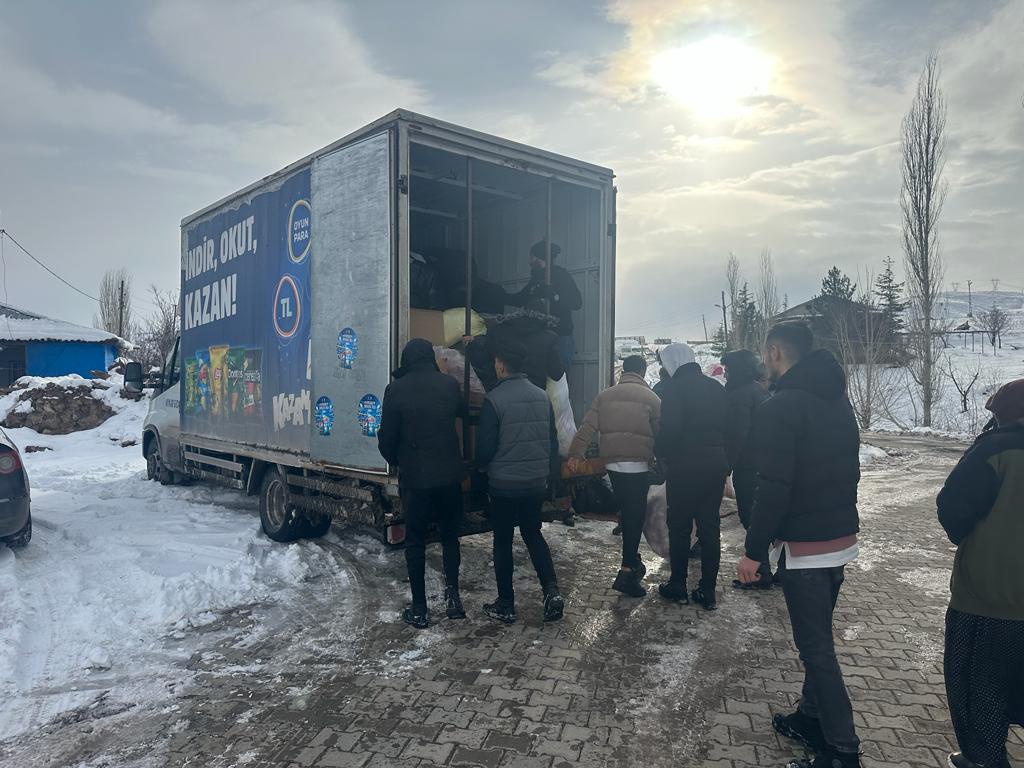 Gümüşhane ekibi Elbistan'ın köylerinde 1