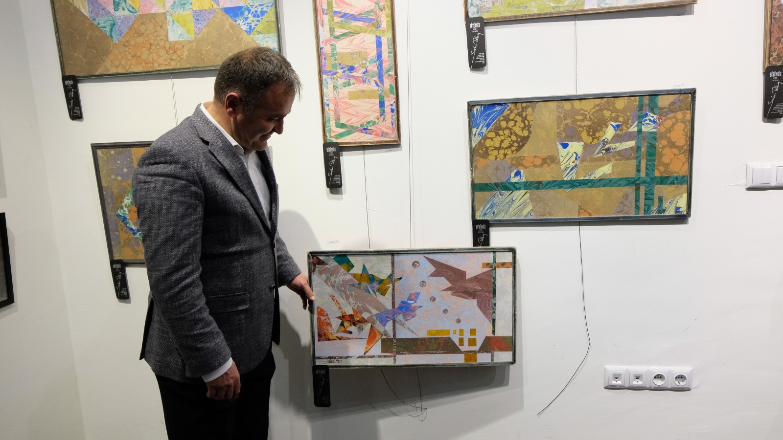 “04.17” sergisi açıldı 10