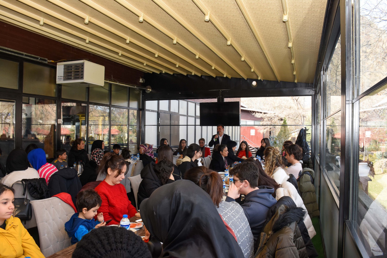 Kadınlar Günü’nü depremzede kadınlarla kutladılar 7