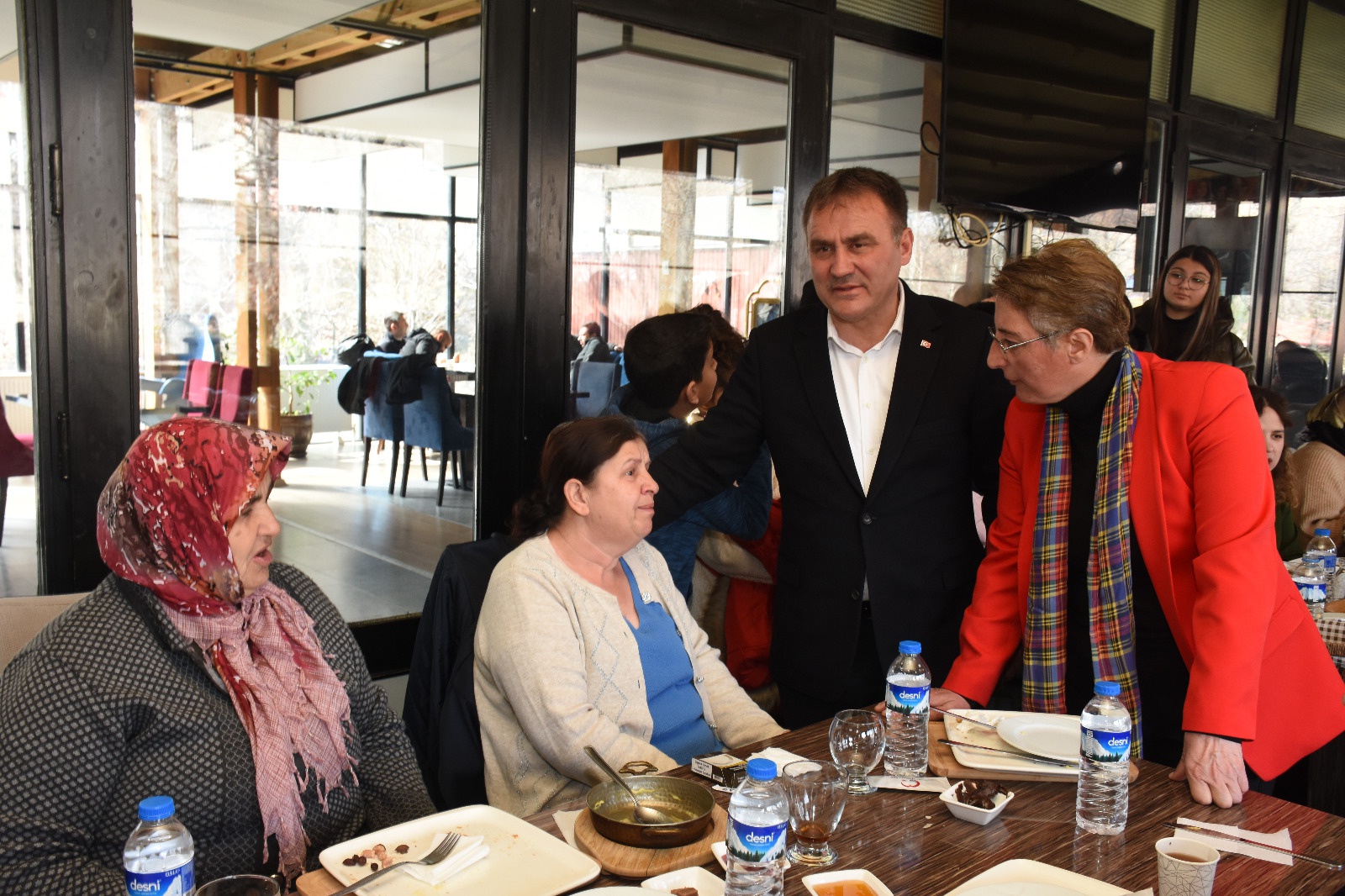 Kadınlar Günü’nü depremzede kadınlarla kutladılar 3
