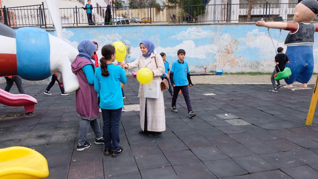 Gümüş Patiler’den 4 Nisan farkındalık etkinliği 6