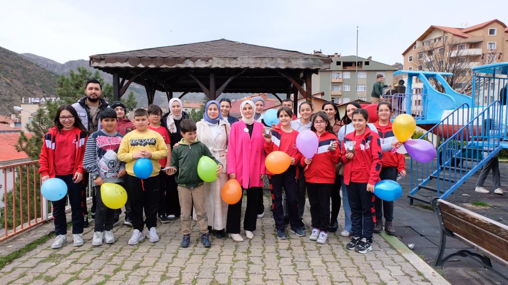 Gümüş Patiler’den 4 Nisan farkındalık etkinliği 4