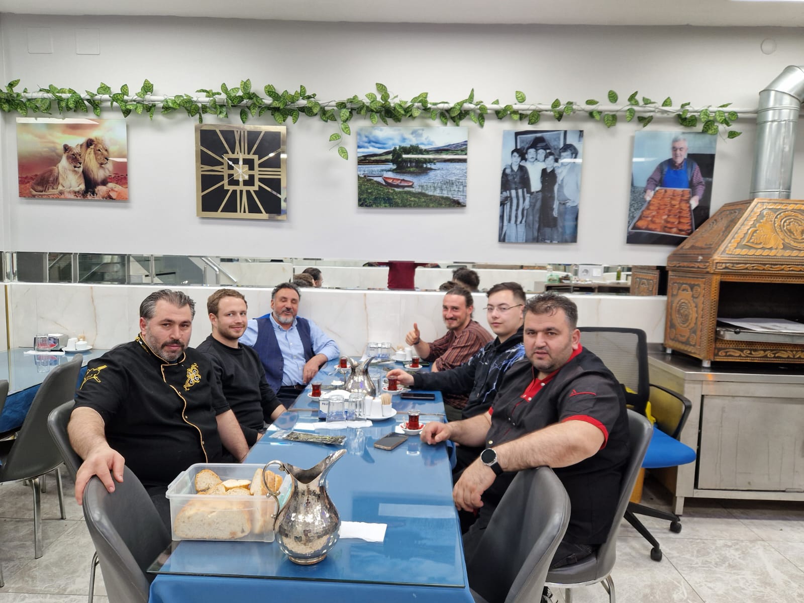 Almanya’dan gelip Kelkit dönerine doyamadılar 1