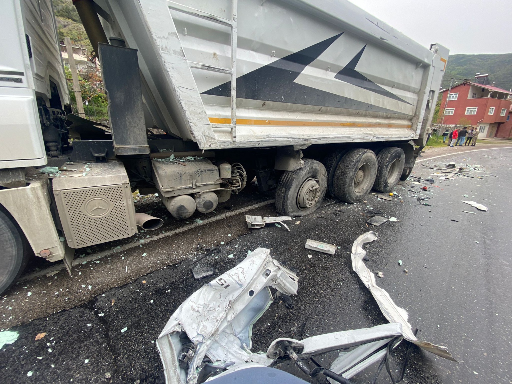 Bir hafta arayla aynı noktada 2.kaza: 1 yaralı 3