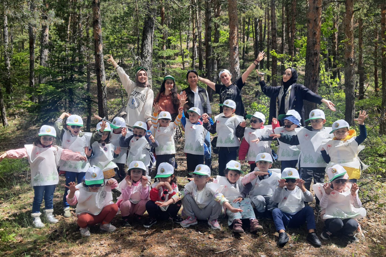 Minik öğrencilerden orman keşfi 10