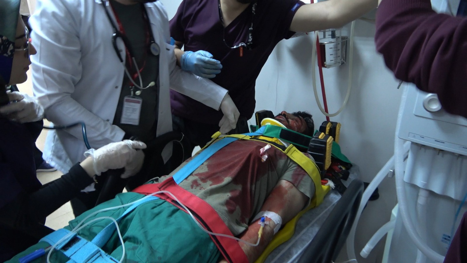 Gümüşhane Devlet Hastanesi’nde yapılan tatbikat gerçeği aratmadı 9