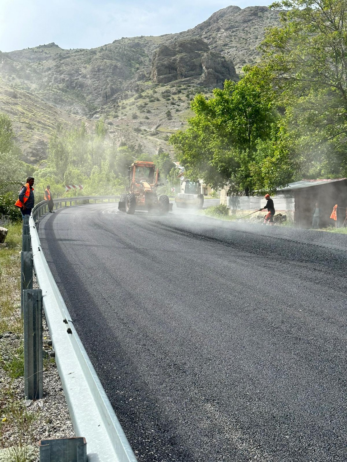 Ve o yolda çalışmalar başladı 6
