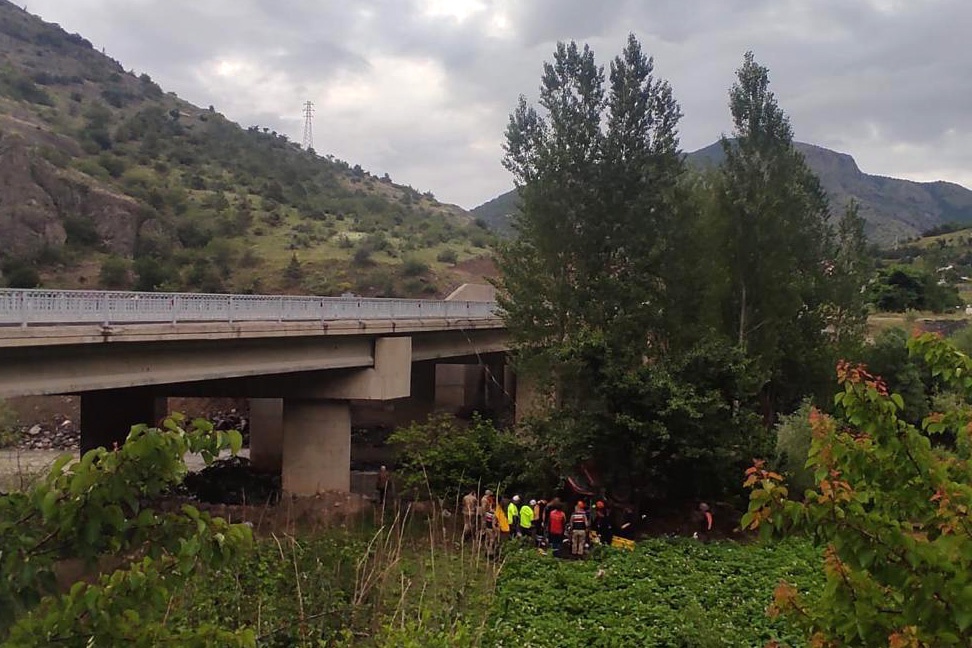 Gümüşhane’de trafik kazası: 2 ölü, 3 yaralı 3