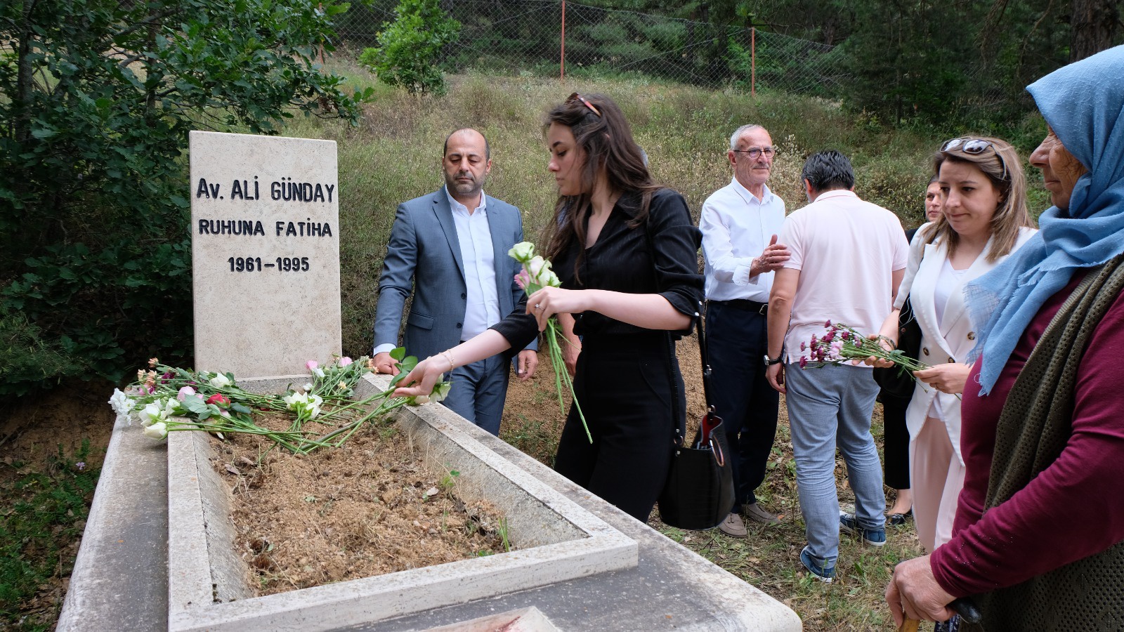 Ali Günday mezarı başında anıldı 3