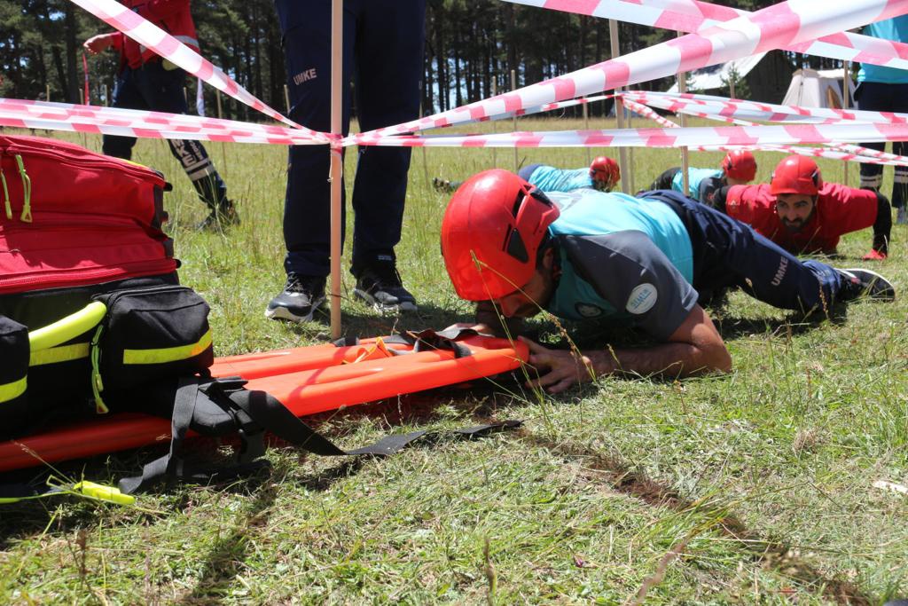 Gümüşhane UMKE ailesi 110 kişiye ulaştı 12