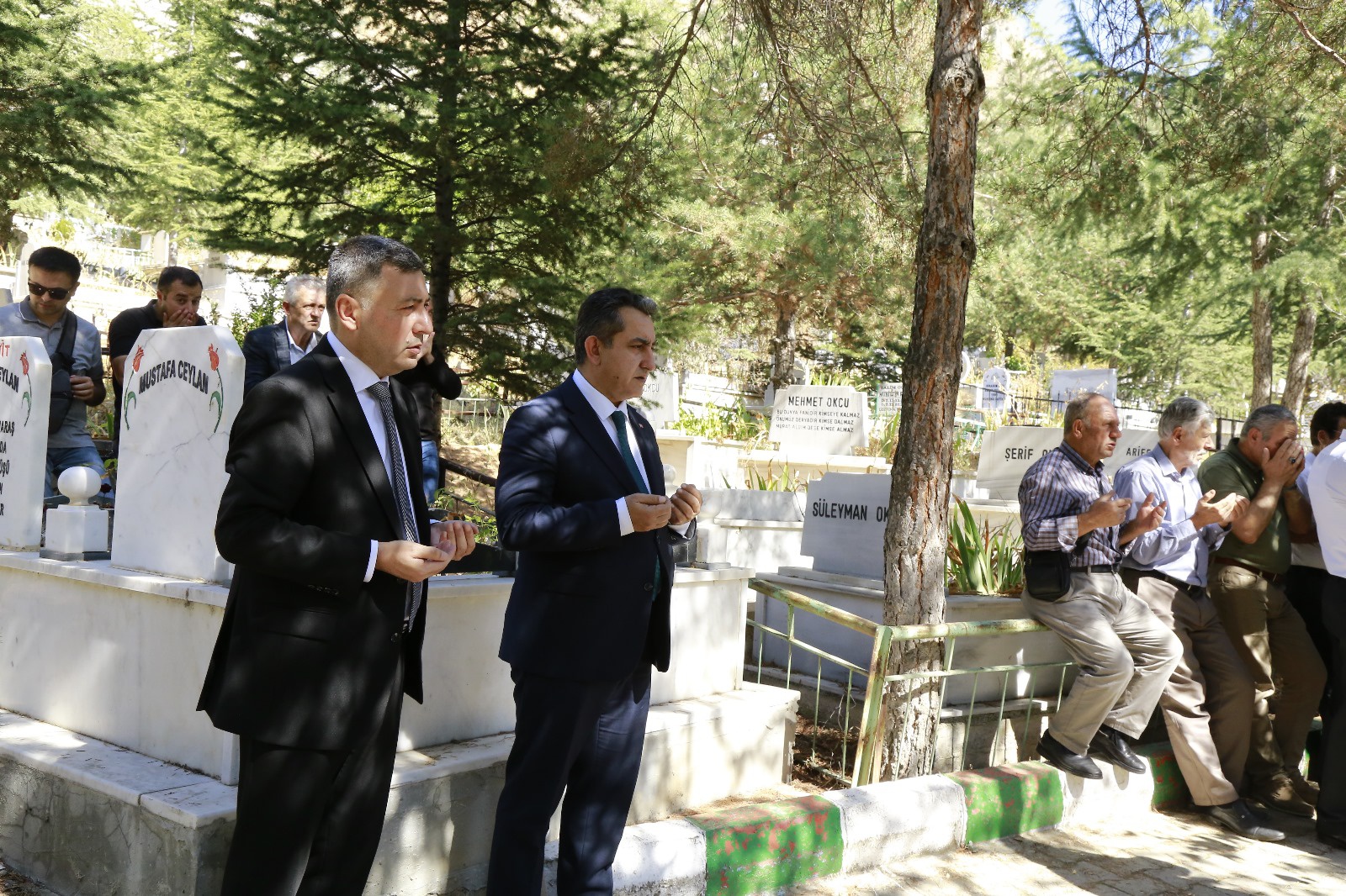 Akdoğan son yolculuğuna uğurlandı 19