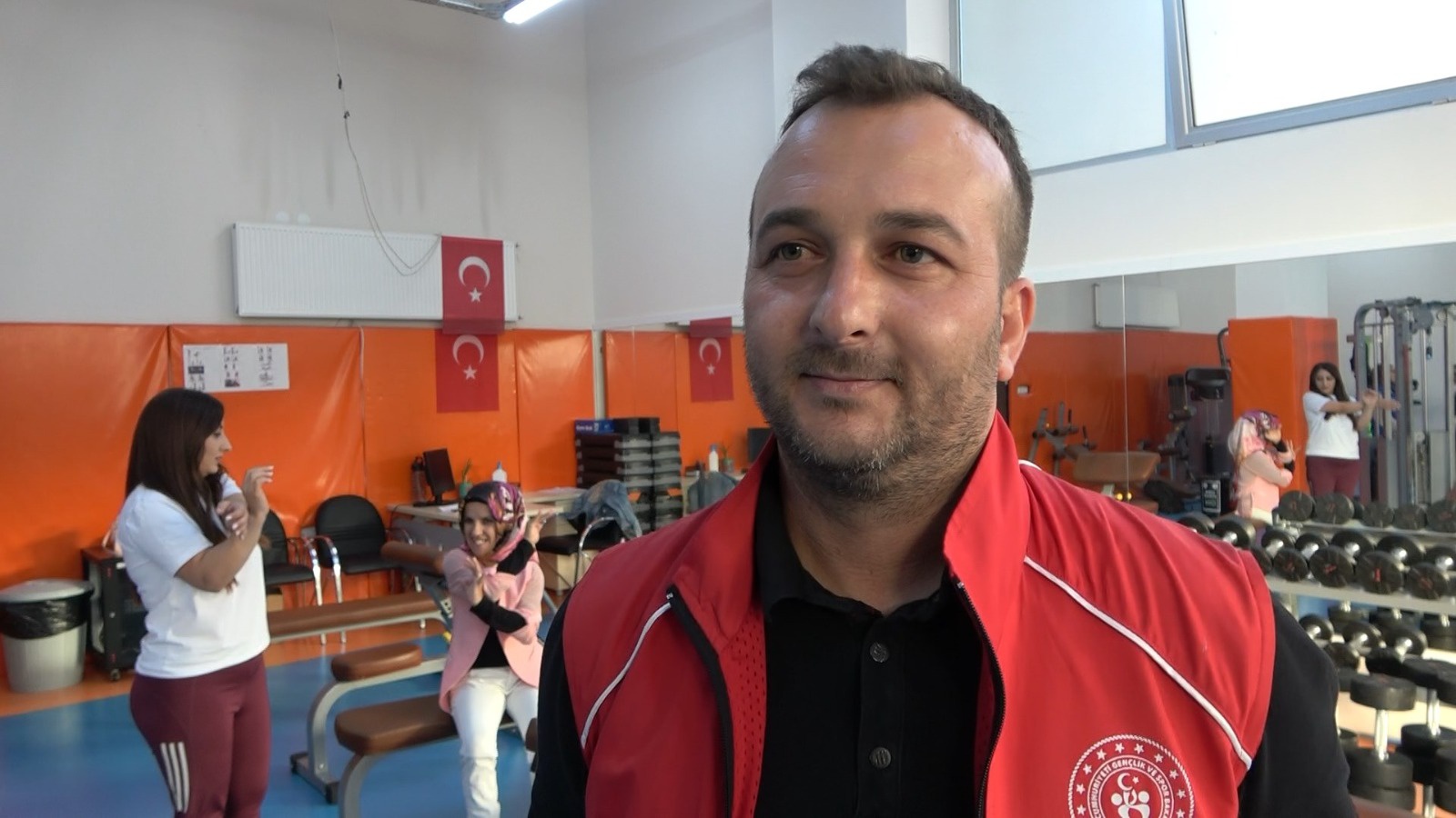 Kas hastası Deniz, Gençlik Merkezinde hayata tutunuyor 4