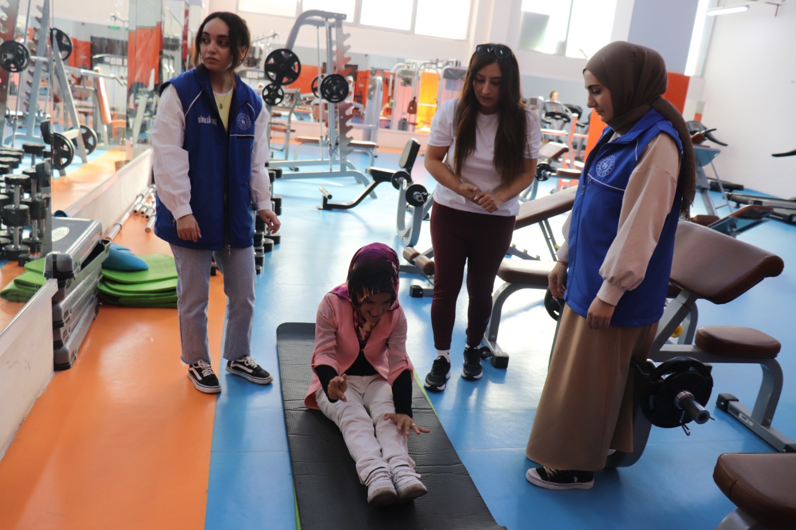 Kas hastası Deniz, Gençlik Merkezinde hayata tutunuyor 6