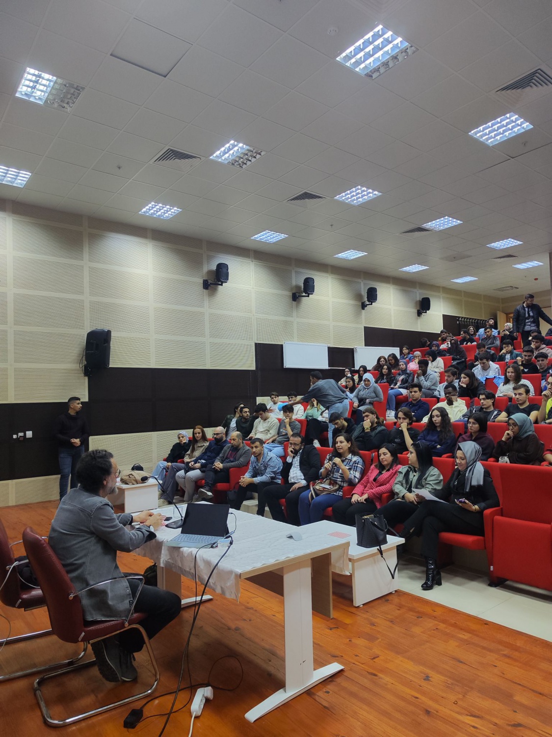 GÜ’de yazılım mühendisliğinin geleceği tartışıldı 4