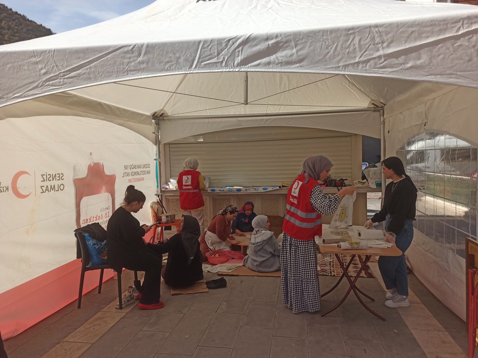 Kızılay’dan “Filistin’e Nefes Ol” Kermesi 11