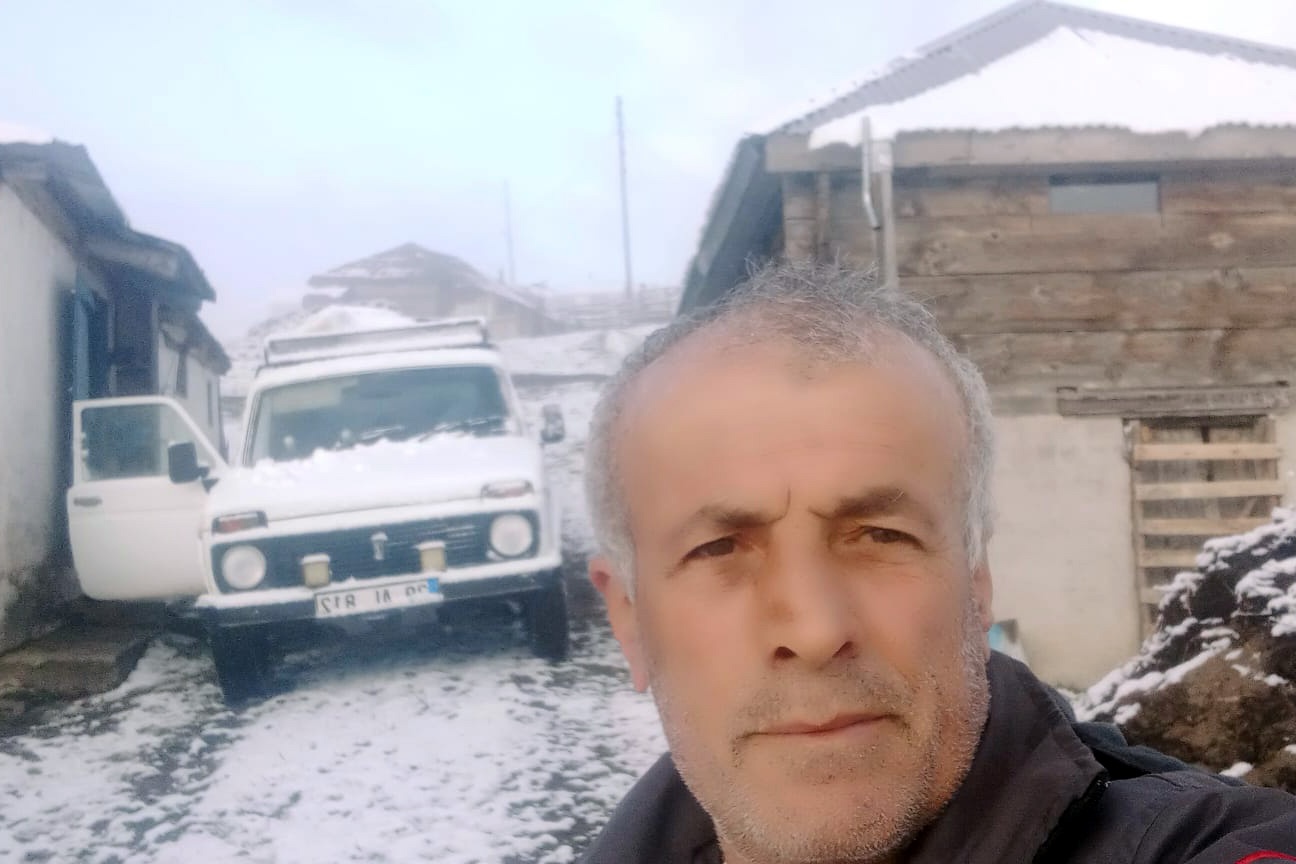 Gümüşhane'nin yükseklerinde kar yağışı 6