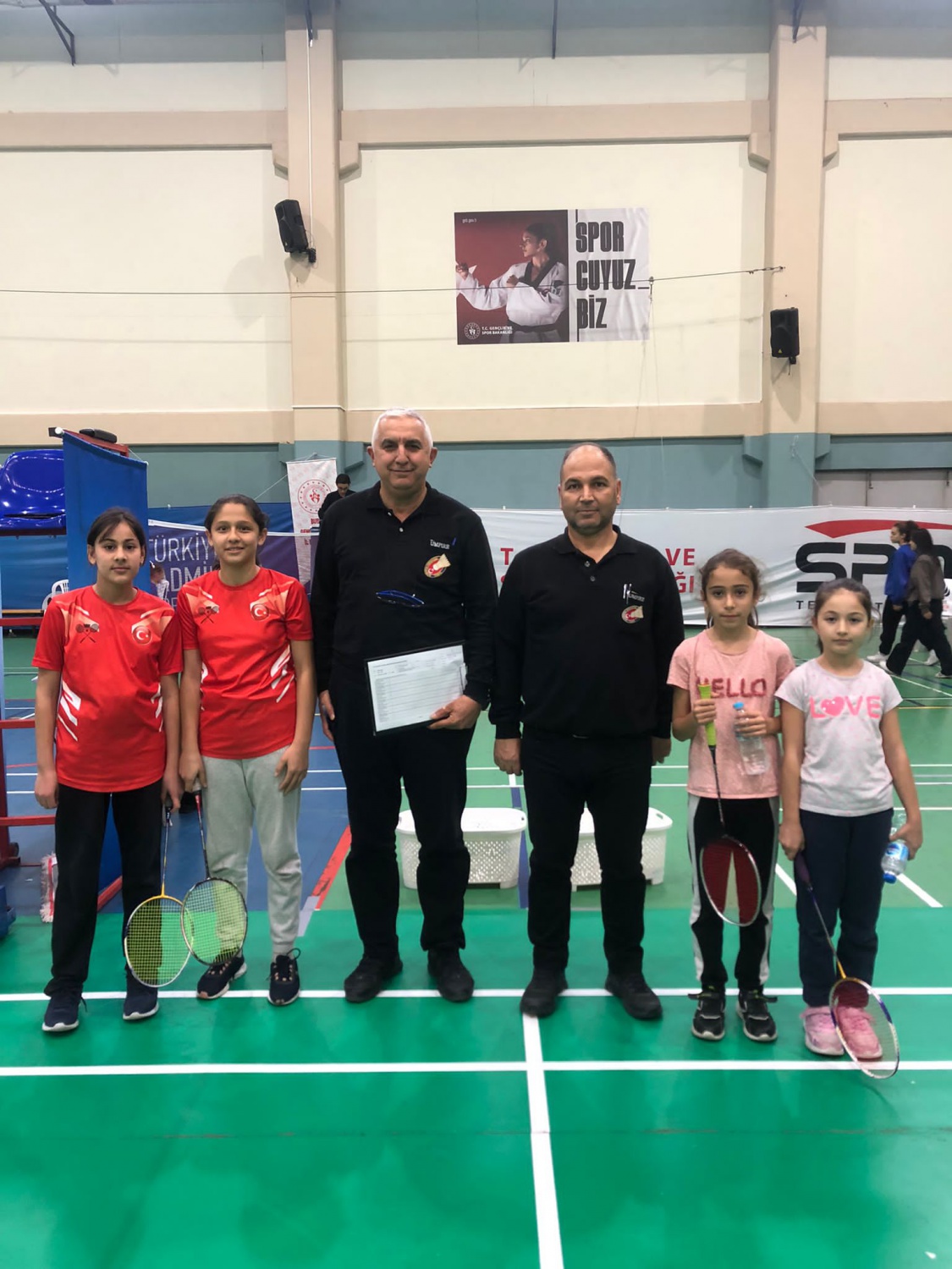 Gümüşhaneli Badmintoncular son 16 turunda 11