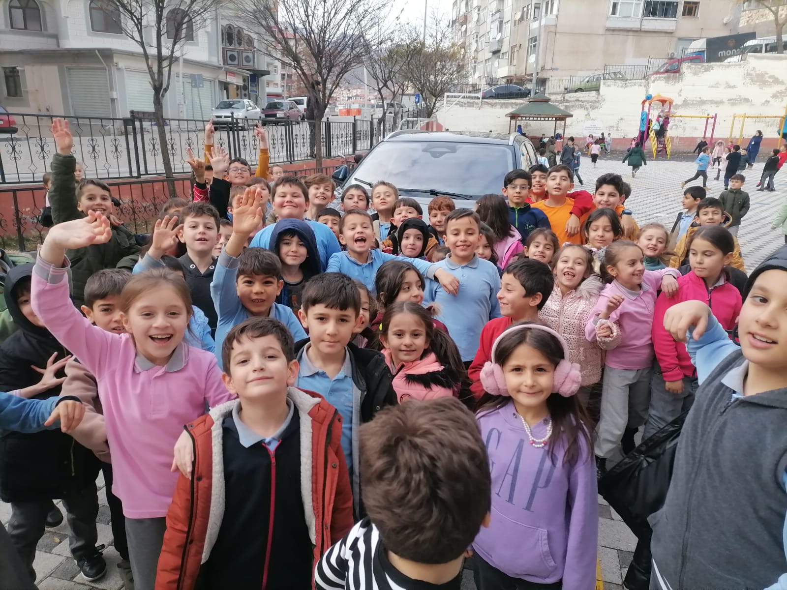 Öğrenciler Yerli Malı Haftasını TOGG’la kutladı 17