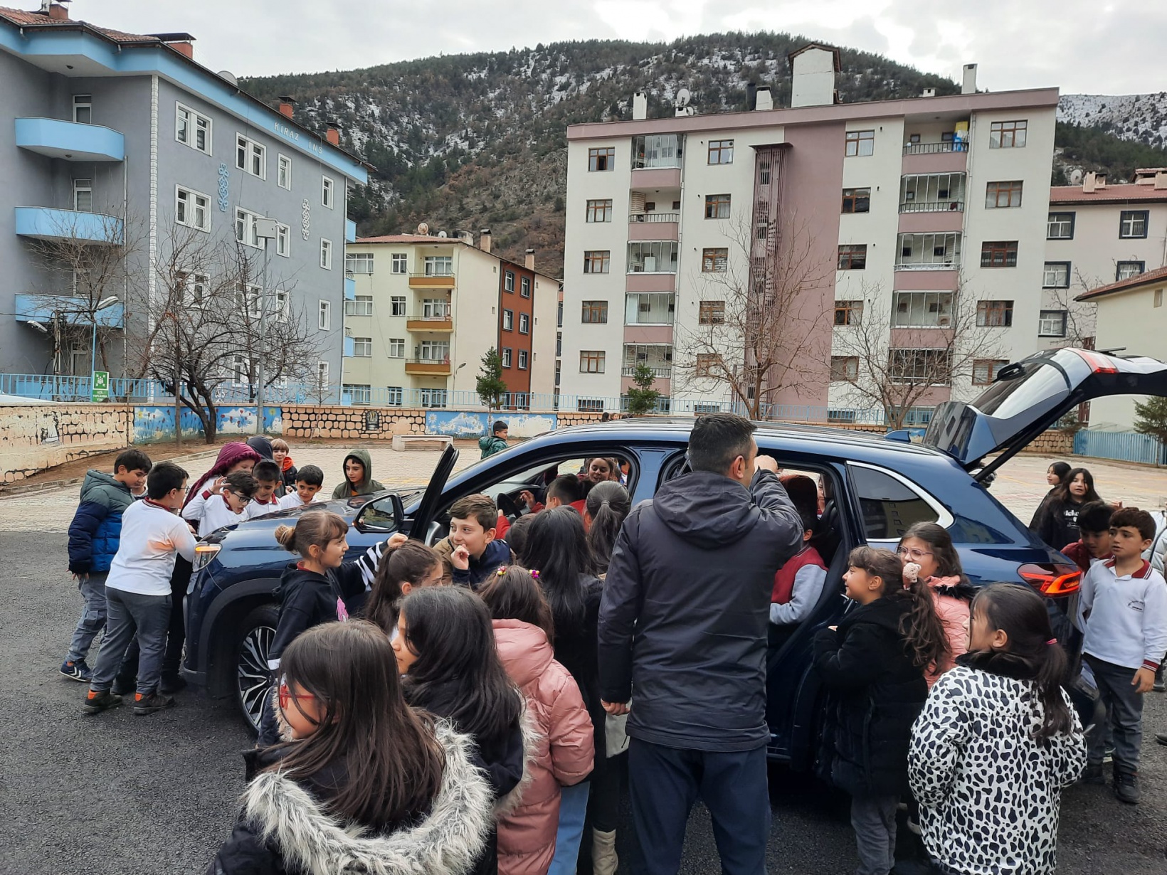 Öğrenciler Yerli Malı Haftasını TOGG’la kutladı 14