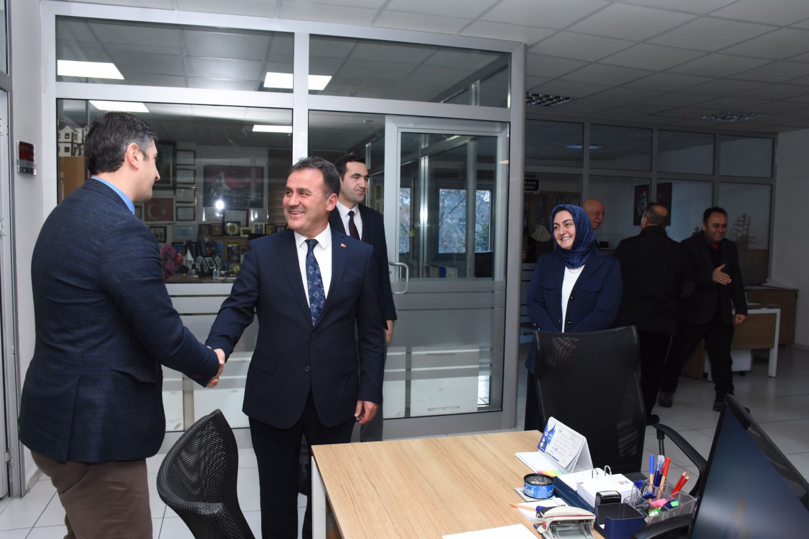 Başkan Çimen, kurum ziyaretlerine Belediye’den başladı 21