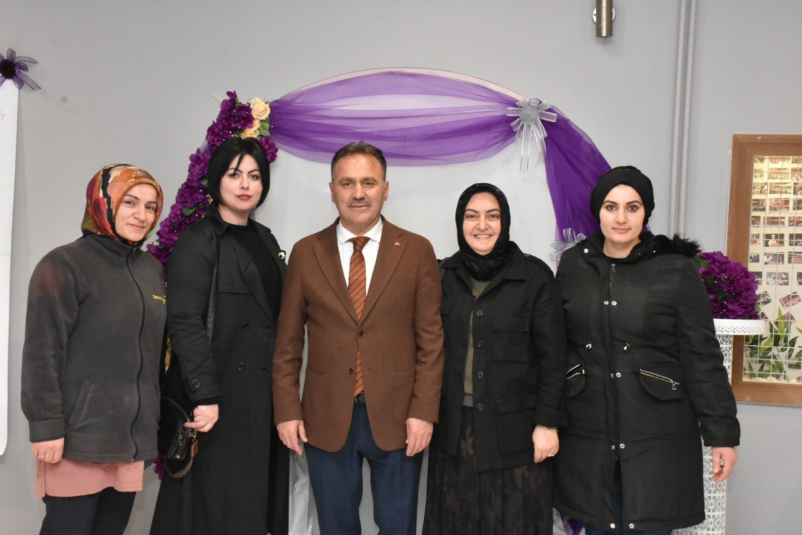 Ay-Kadın ve EVSAD Derneklerinden kadınlara özel program 3