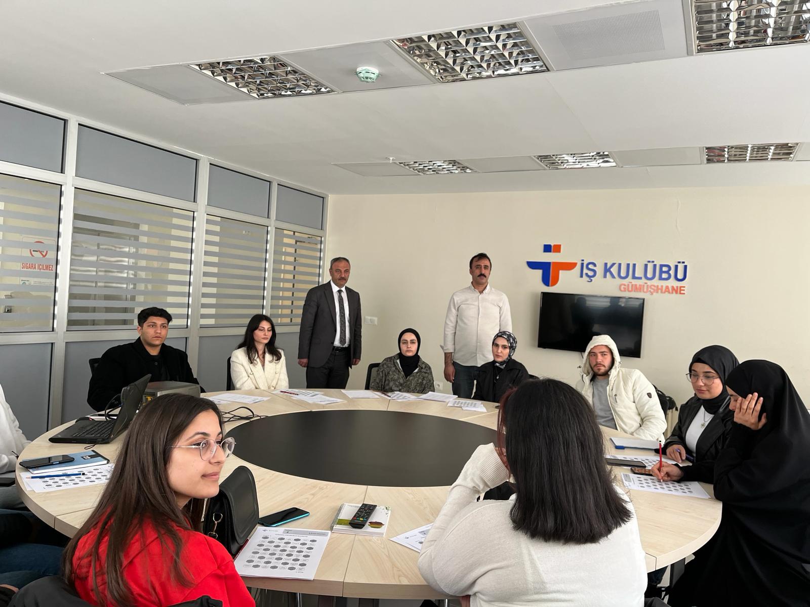 İŞKUR'dan Üniversite öğrencilerine kariyer desteği 6