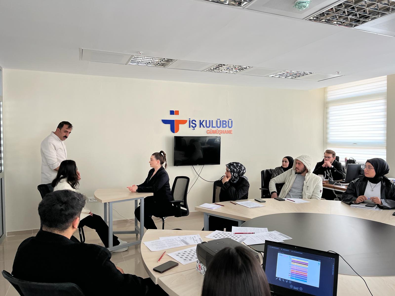 İŞKUR'dan Üniversite öğrencilerine kariyer desteği 4