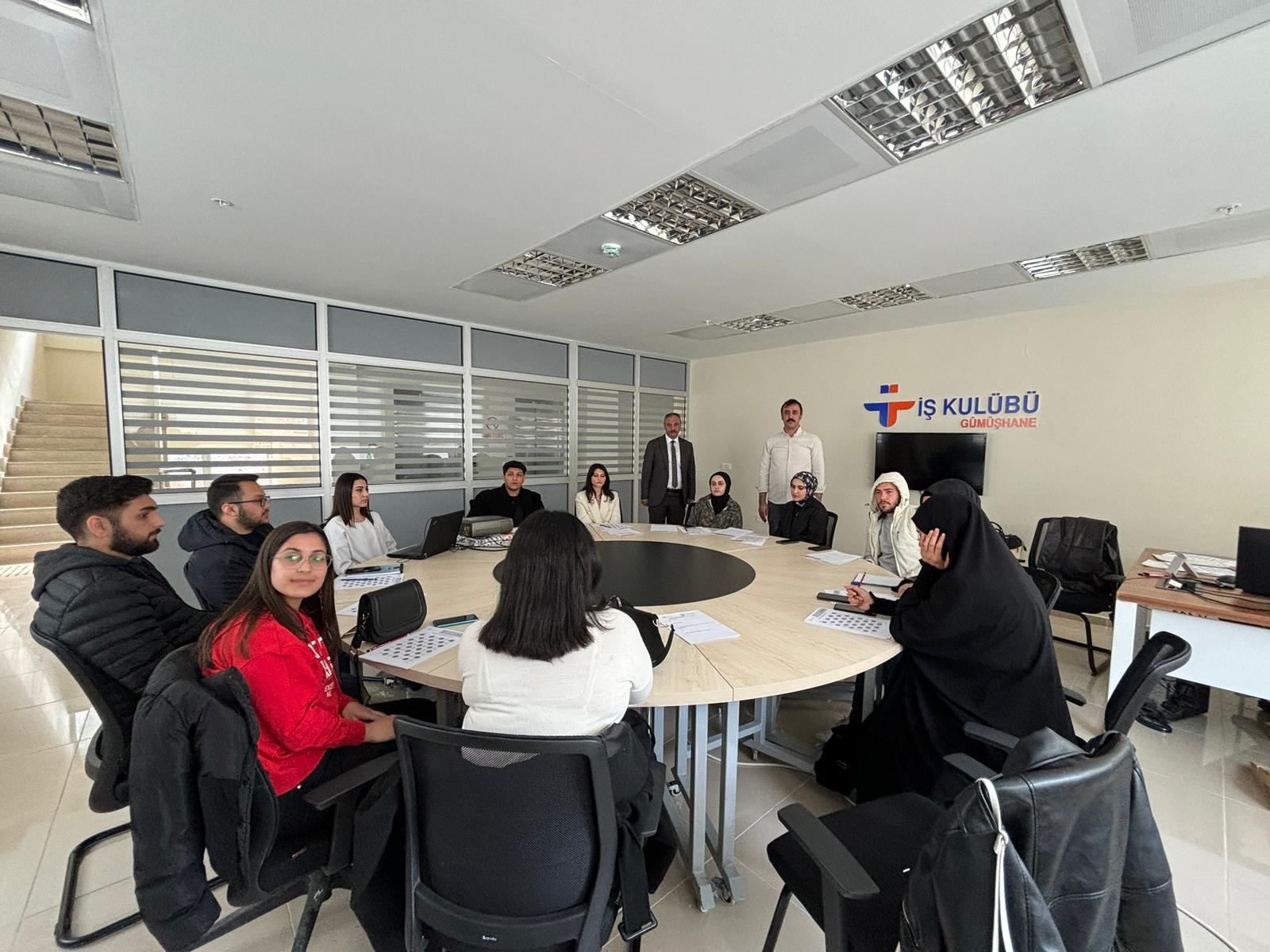 İŞKUR'dan Üniversite öğrencilerine kariyer desteği 2