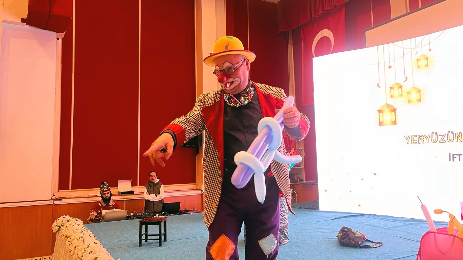 Yeryüzünün kutlu emanetleri iftar sofrasında buluştu 2