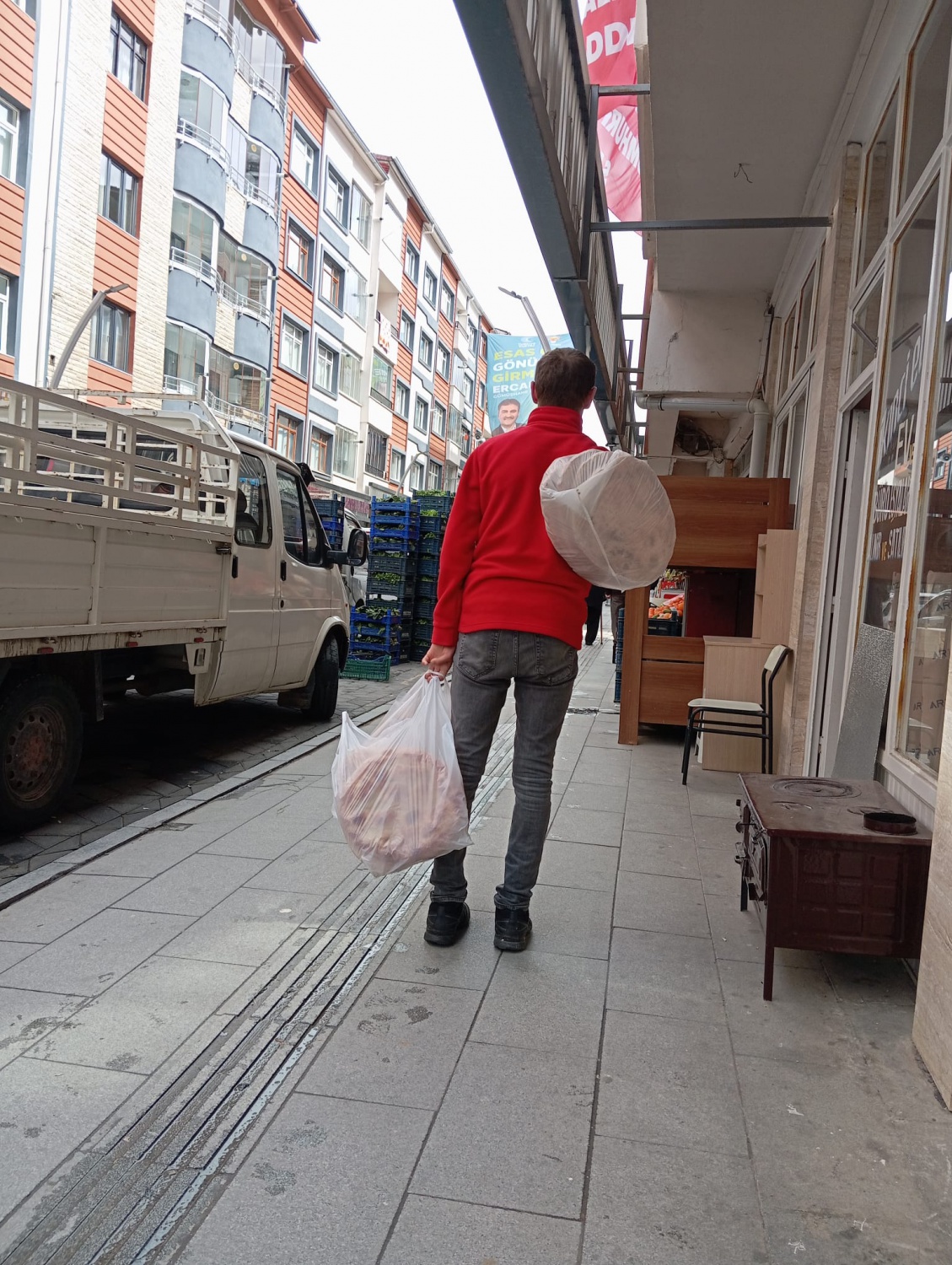 Kızılay’ın engelsiz gönüllüleri ihtiyaç sahiplerini pidesiz bırakmadı 4