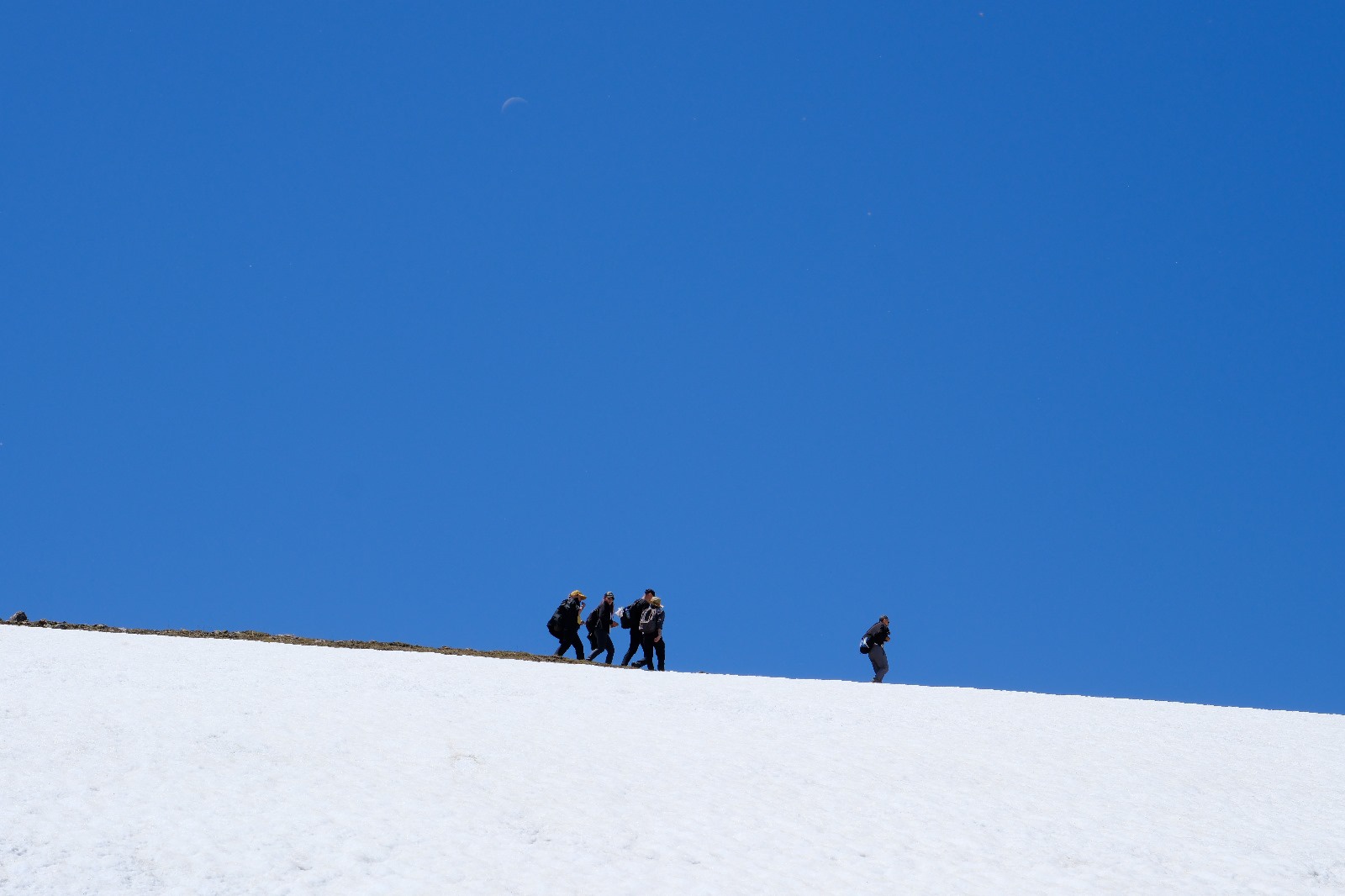 GÜDAK Kostan Dağı'nda tarihi ve doğal zenginlikleri keşfetti 1