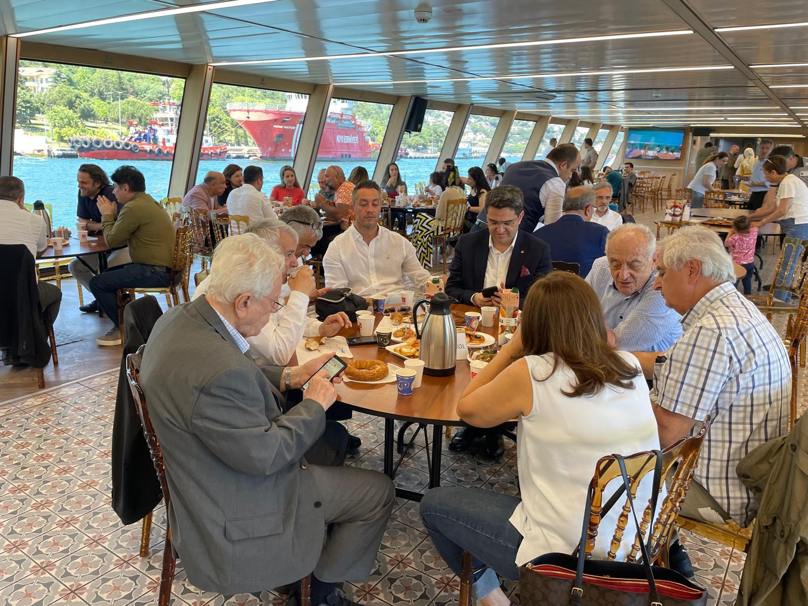 GÜSİAD ve platformları boğazda buluştu 5