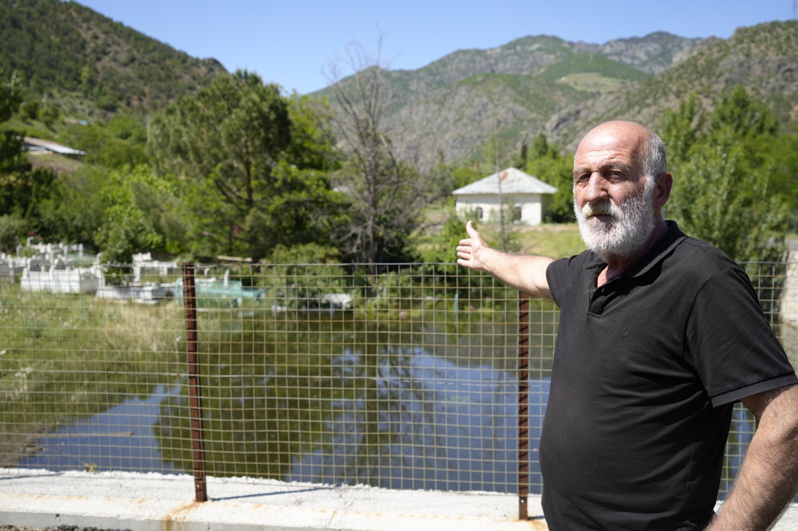 Torul’da baraj suları yükseldi mezarlıklar sular altında kaldı  1
