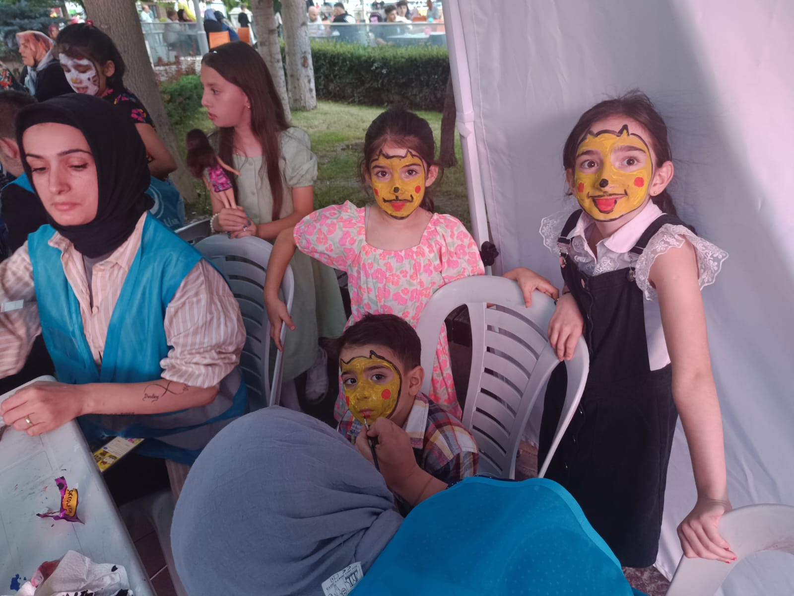 Ülkü Ocakları çocukları sevindirdi 3