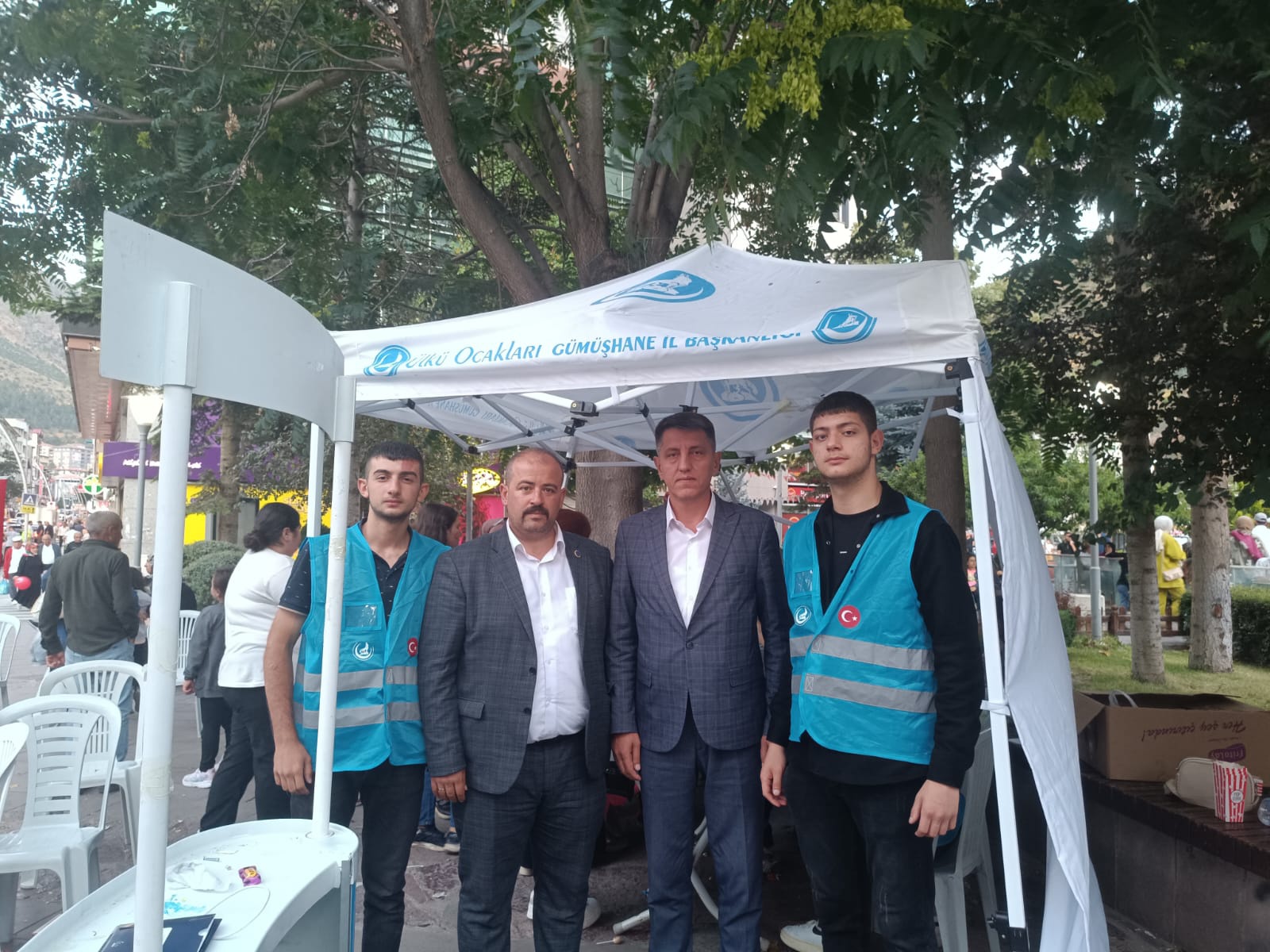 Ülkü Ocakları çocukları sevindirdi 5