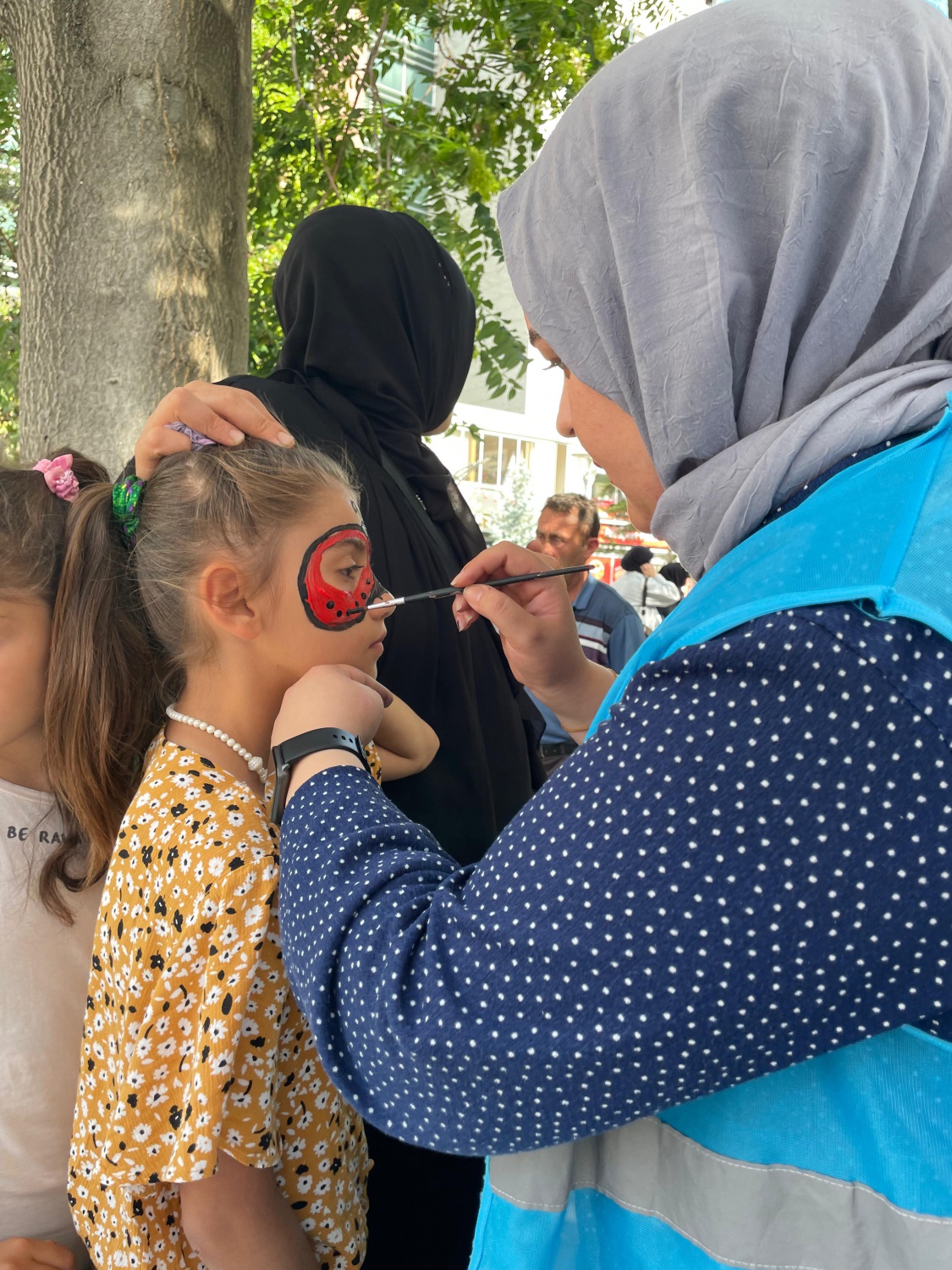 Ülkü Ocakları çocukları sevindirdi 26