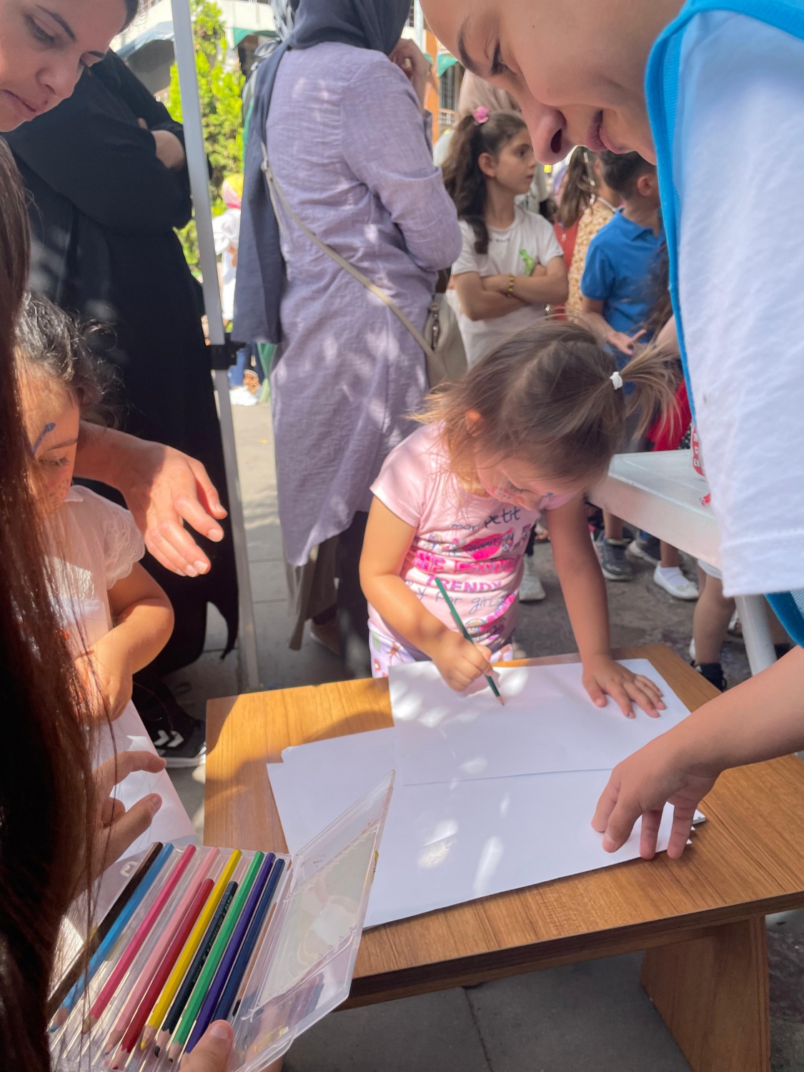 Ülkü Ocakları çocukları sevindirdi 15