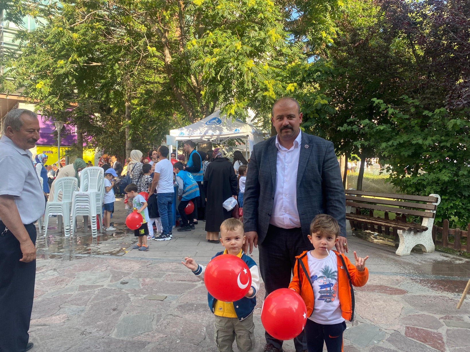 Ülkü Ocakları çocukları sevindirdi 21