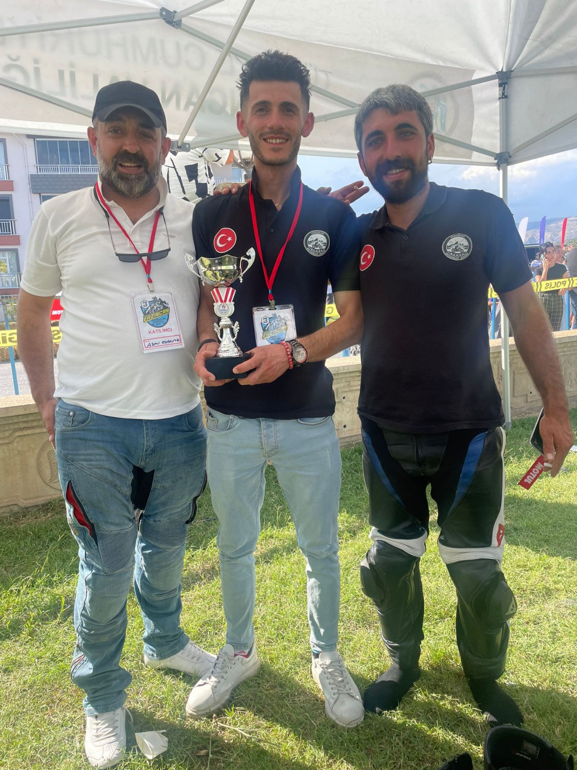 Barış Gedik, Gümüşhane'ye motosiklette ilk kupanın gururunu yaşattı 2