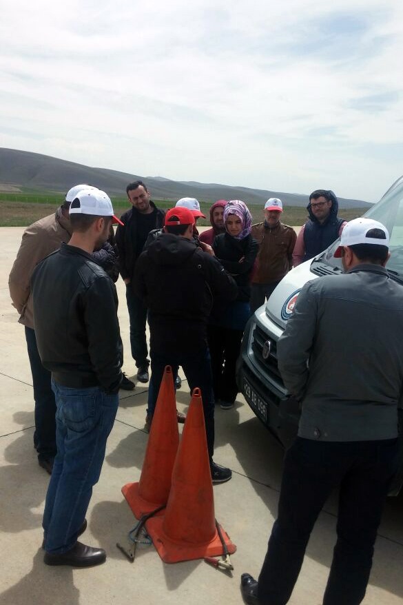 Ambulans sürücüleri eğitimden geçti 7
