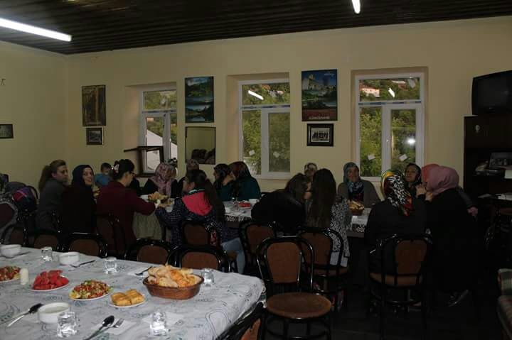 Yağlıdereliler iftarda buluştu 7