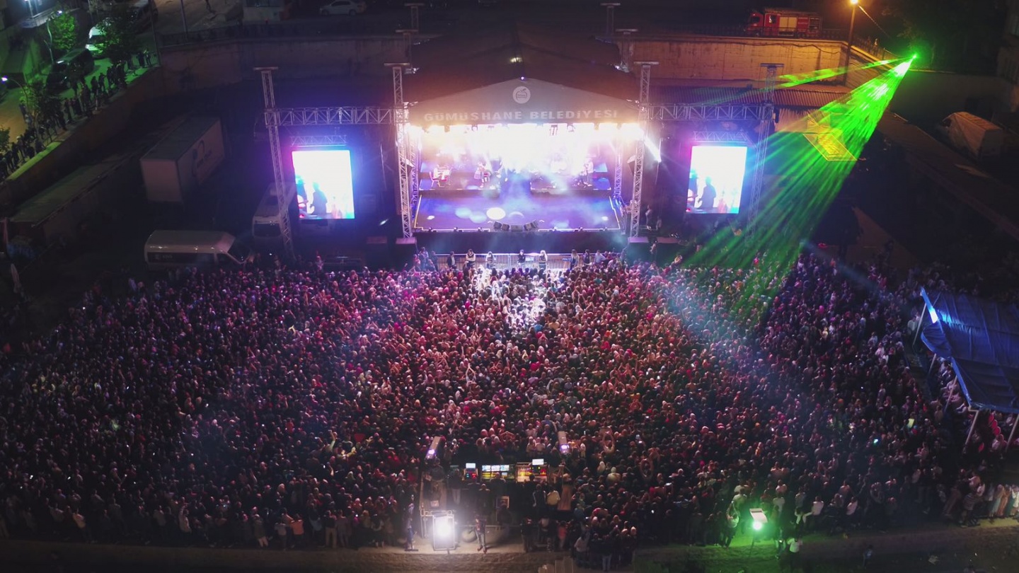 Festival sona erdi 13