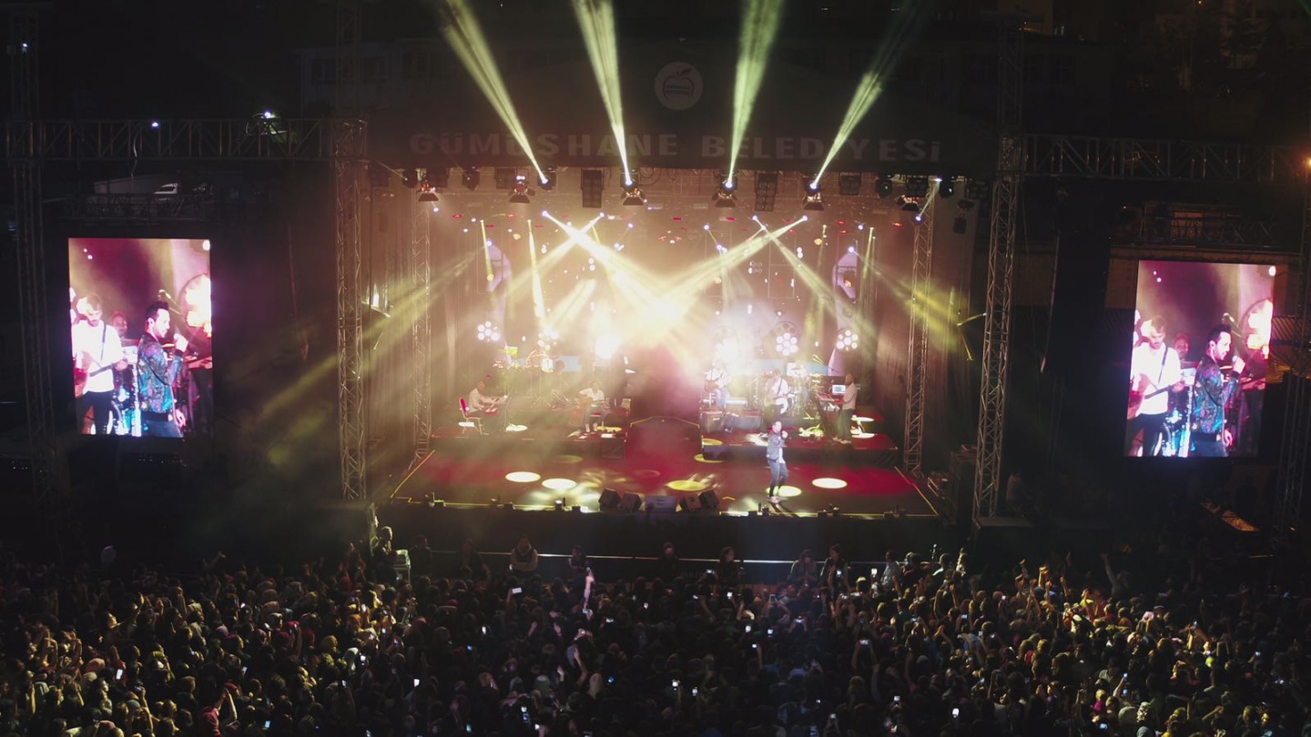 Festival sona erdi 15