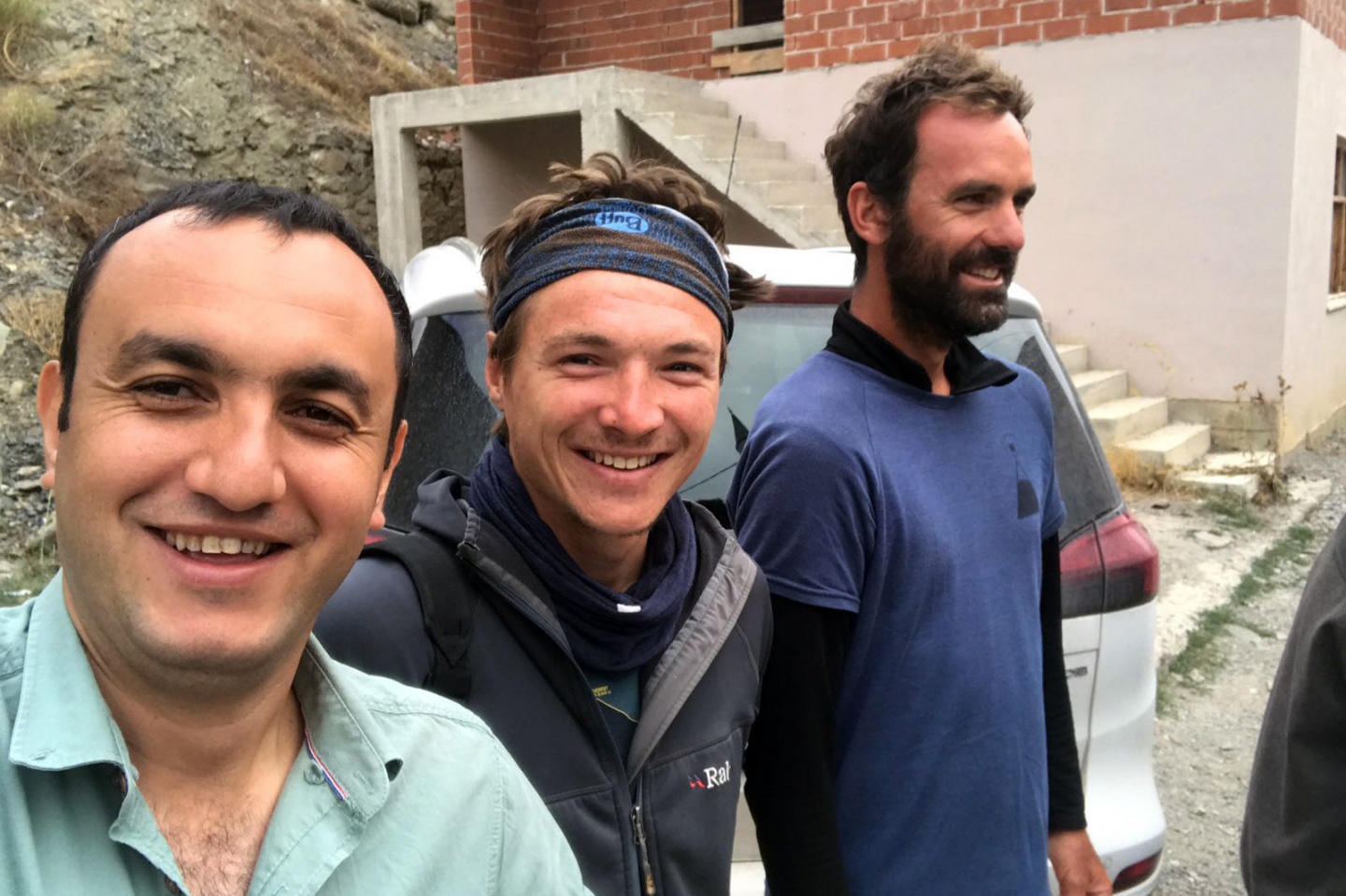 Bisikletle dünyayı geziyorlar, Anadolu insanı yüzünden turlarını tamamlayamıyorlar 2