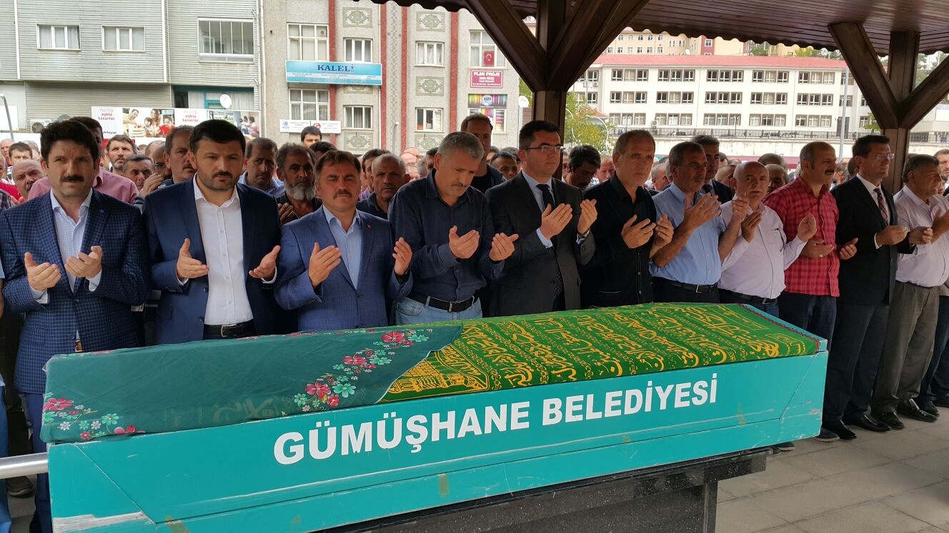 Köse son yolculuğuna uğurlandı 12