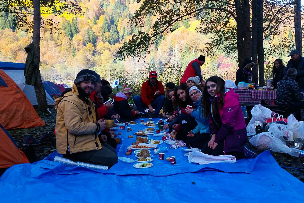 Gümüşhaneli dağcılar Karagöl’de kamp kurdu 22