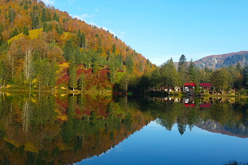 Gümüşhaneli dağcılar Karagöl’de kamp kurdu 20
