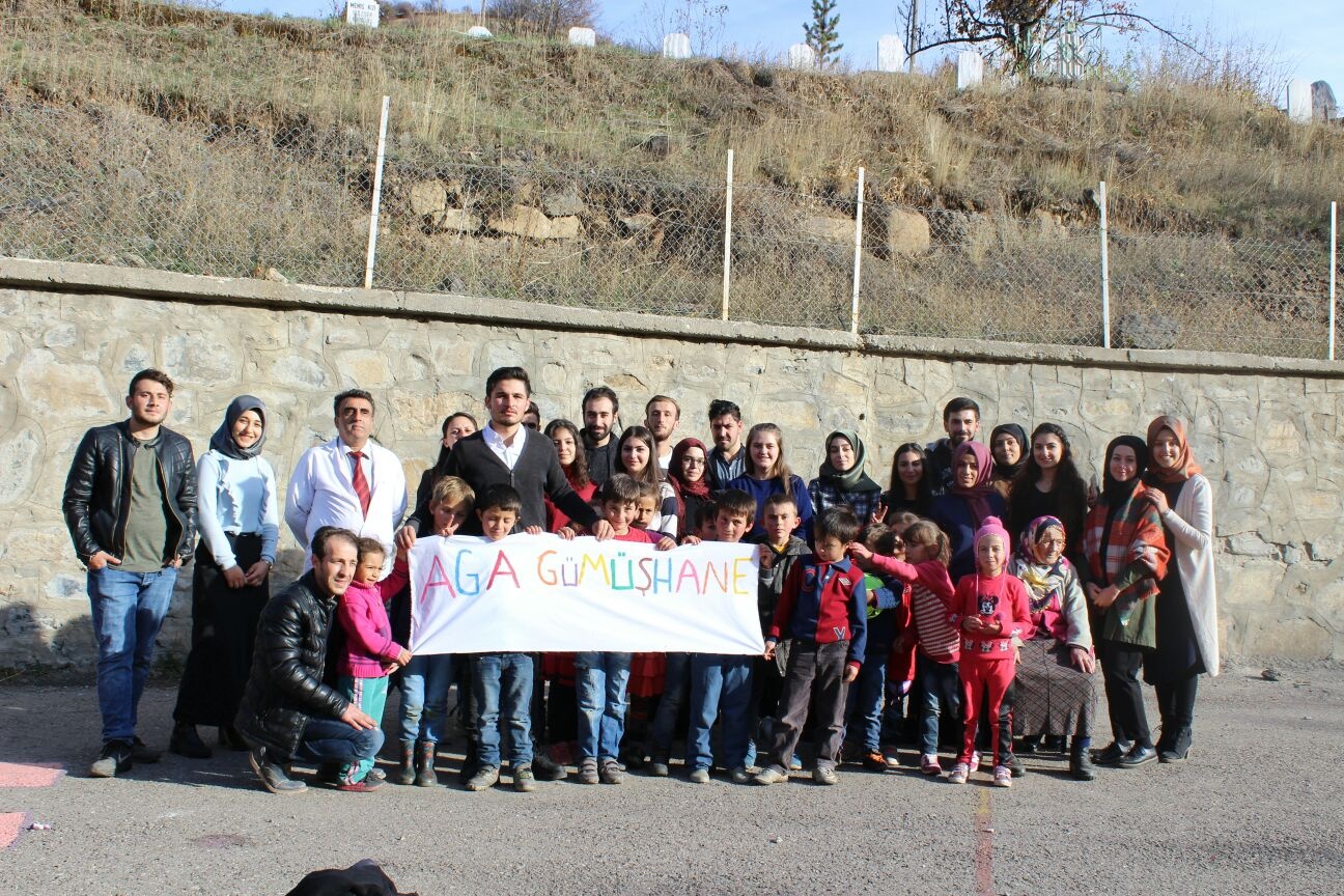 Aynı Gökyüzünün Altındayız 1